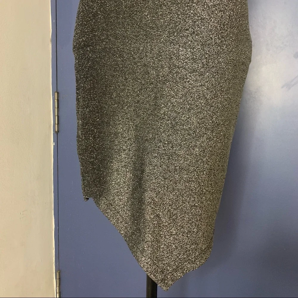 VERO MODA Shimmery Black Dress in Size-XS - Picture 8 of 13